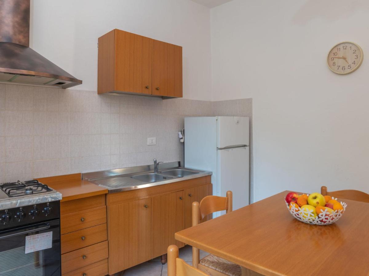 Apartment Alloggio B By Interhome Валледория Экстерьер фото